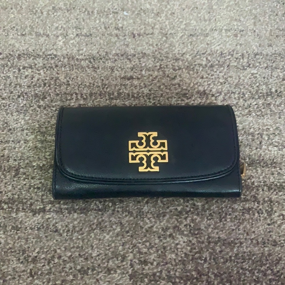 Tory Burch wallet